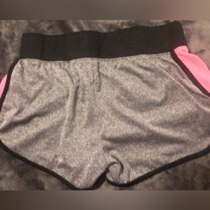 Zone pro active wear shorts size M